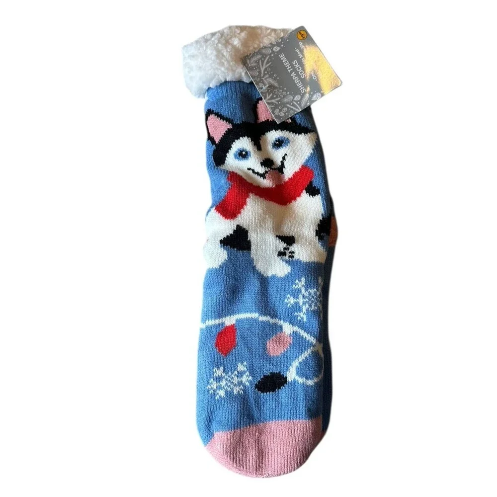 NWT 2 Pair Non-Slip Sherpa Dog Theme Socks Husky Warm Winter Adult One Size NEW